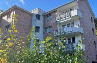 Wohnung mieten in Buchenring, 22359 Volksdorf, Modernisierte 3-Zimmer-Wohnung mit Balkon und Blick ins Grüne