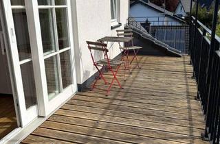 Wohnung mieten in 51503 Rösrath, renoviertes Dachgeschoss, mit Terrasse in Ruhiglage an Einzelperson!