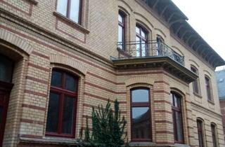 Wohnung mieten in Schlossplatz, 06295 Lutherstadt Eisleben, Wohnen mit Charakter: Großzügige Erdgeschosswohnung in Lutherstadt Eisleben