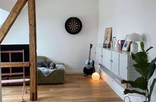 Wohnung mieten in Fester Straße 48, 40882 Ratingen, Wunderschöner Altbau mit eigenem Garten & viel Licht in Ratingen-Ost