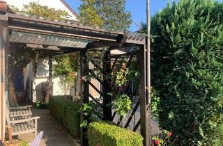 Wohnung mieten in Robert-Koch-Strasse, 64295 Darmstadt, RESERVIERT-Gemütliche EG-Wohnung mit vier Zimmern Terrasse + Garten und EBK in Darmstadt
