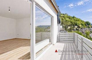 Haus mieten in 69118 Heidelberg, Wohnen mit Weitblick in Heidelberg – stilvoll renovierte Doppelhaushälfte in traumhafter Hanglage