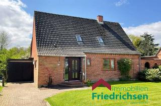 Haus kaufen in 25920 Risum-Lindholm, Siedlungshaus mit sonnigem Garten – ideal für eigene Wohnideen