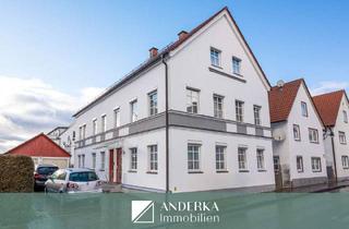 Haus kaufen in 89335 Ichenhausen, Großzügiges Zweifamilienhaus mit Garten und Garagen in zentraler Lage von Ichenhausen!