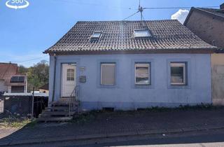 Einfamilienhaus kaufen in 66578 Schiffweiler, Gemütliches Einfamilienhaus mit Garten, Balkon & viel Potenzial in Schiffweiler