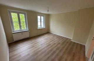 Haus kaufen in 14548 Schwielowsee, MFH zu verkaufen, Vermietung in Caputh , 11 € / m² kalt, Rendite Brutto 4,71 % p.a. , 22 - fach