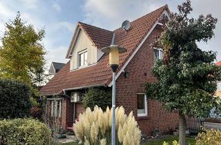Haus kaufen in 46325 Borken, Borken-Burlo: EFH am See - Idylle trifft Komfort / Garten-Klima-Carport-Balkon