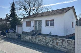 Haus kaufen in 64569 Nauheim, Freistehendes 1 Familienhaus mit Garage und tollem Grundstück in Nauheim