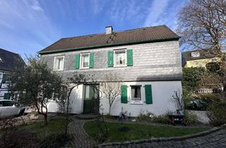 Haus kaufen in 42659 Burg, "Charmant & Gemütlich" SG- Hästen * Freistehendes Fachwerkhaus in freundlicher Hofgemeinschaft !