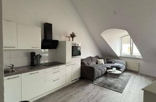 Immobilie mieten in Markt 14, 19217 Rehna, bei Lübeck: Top Single Wohnung im DG- neuwertig und zentral am Markt