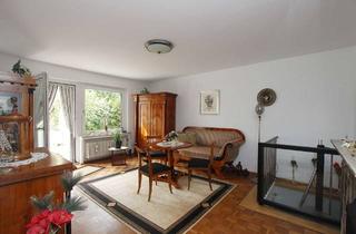 Wohnung kaufen in 34130 Kirchditmold, Großzügige Maisonette-Eigentumswohnung mit zwei Ebenen, Balkon, Terrasse und zwei Garagen