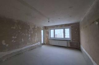 Sozialwohnungen mieten in Finsterwalder Straße 102, 13435 Berlin, Ohne WBS ! Modernisierte Wohnung mit neuer Elektroanlage für Selbstrenovierer