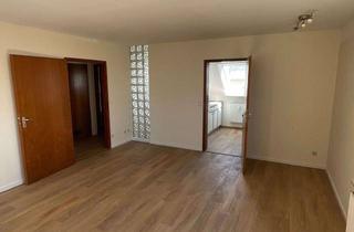 Wohnung mieten in Kreuzsteinstraße 28, 90441 Schweinau, gemütliche 2-Zimmerwohnung mit Balkon