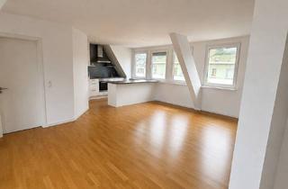 Wohnung mieten in 97070 Würzburg, Helle 2-Zimmer-Wohnung mit Festungsblick in bester Innenstadtlage von Würzburg – 72 qm