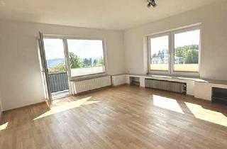 Wohnung mieten in Burger Landstr. 111, 42659 Solingen-Mitte, WOHNGLÜCK MIT BLICK INS GRÜNE! SCHÖNE 3 ZI-WOHNG. M. BALKON