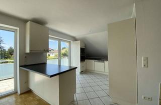 Wohnung mieten in Strohschnitterweg 13, 65203 Biebrich, Helle, großräumige Wohnung mit drei Balkons (Ausblick)