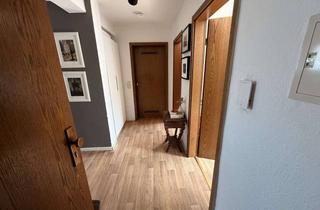 Wohnung mieten in Sandeldamm 12, 63450 Hanau, 2-Zimmer- Dachgeschosswohnung am Sandeldamm – mit Einbauküche & optionalem Stellplatz