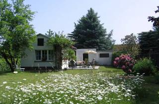 Haus kaufen in Am Zellwald, 09603 Großschirma, Rückzugsort am Wald – 1500 qm Freizeitgrundstück mit zwei Häusern