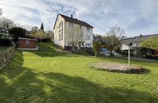 Haus kaufen in 34212 Melsungen, Vermietetes Zweifamilienhaus mit Entwicklungspotenzial in Melsungen