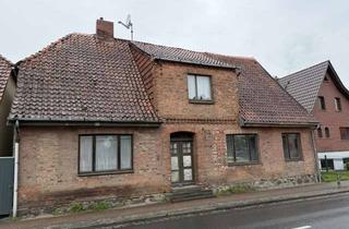 Einfamilienhaus kaufen in Wittenburger Straße 11, 19230 Hagenow, Hagenow-Freistehendes Einfamilienhaus mit Ausbaupotenzial & großem Grundstück