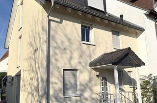 Einfamilienhaus kaufen in 63263 Neu-Isenburg, *Luxuriöses Einfamilienhaus in zentraler Lage von N-I*