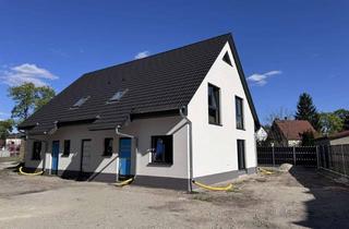 Haus mieten in Goethestr 2a, 15806 Zossen, Erstbezug in Dabendorf: 5 Zimmer, 117m² Grundfläche & Garten, 2 Stellplätze