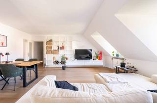Wohnung kaufen in 80638 München, AIGNER - Rarität in Bestlage: Charmante Erbpacht-Dachgeschosswohnung am Nymphenburger Schlosskanal