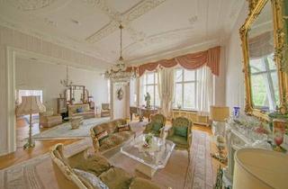 Wohnung kaufen in Giesebrechtstraße 5, 10629 Berlin, Berlin - Vom Schönen das Schönste! bezugsfreie 200 qm mit Blick auf den Platz in der Giesebrechtstraße