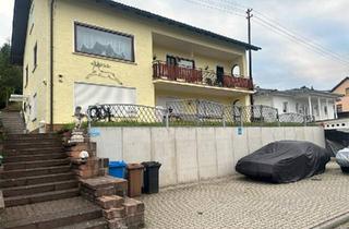 Haus kaufen in 97773 Aura, Aura im Sinngrund - Großzügiges 3 Familen Haus