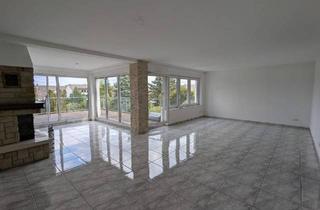 Wohnung kaufen in 47803 Krefeld, Krefeld - Exklusive Maisonettewohnung mit Blick auf den Hülser Berg