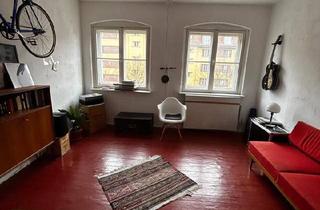 Haus kaufen in Straße 70, 10627 Berlin, Berlin - Dreizimmerwohnung im Wedding