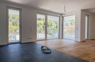 Wohnung kaufen in 75323 Bad Wildbad, Bad Wildbad - Lebensqualität neu definiert: Barrierefreies Wohnen mit Ausblick und Nachbarschaftsgefühl