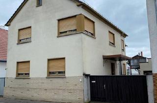 Haus kaufen in 68642 Bürstadt, Bürstadt - Provisionsfrei! Zweifamilienhaus zu verkaufen in Bürstadt