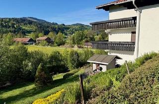 Doppelhaushälfte kaufen in 87534 Oberstaufen, Oberstaufen - LIEBEVOLL GEPFLEGT, RUHIG MIT TRAUMHAFTER SICHT