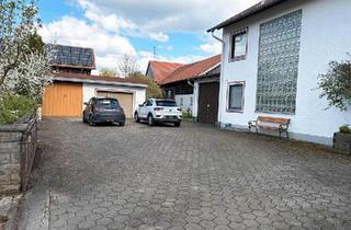 Haus kaufen in 86869 Oberostendorf, Oberostendorf - Großzügiges Grundstück mit Bestandsimmobilie & Neubaupotenzial