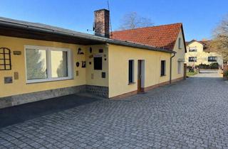 Einfamilienhaus kaufen in 15806 Zossen, Viel Platz für individuelle Ideen: Einfamilienhaus mit Hobbyraum auf rund 6.032 m² großem Grundstück