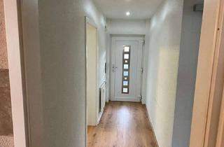 Wohnung kaufen in Theodor-Heuss-Str. 10, 33813 Oerlinghausen, Schicke 3-Zimmer Wohnung mit Balkon im südlichen Teil der Bergstadt Oerlinghausen