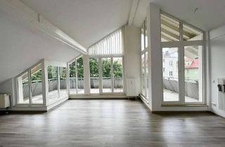 Wohnung kaufen in 99867 Gotha, Der Sonne ein Stück näher - 2 Zimmer mit großer Dachterasse