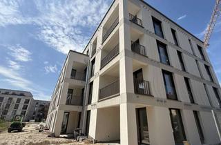 Wohnung kaufen in 79115 Haslach, Exklusive 5-Zimmer-Wohnung in oberster Etage mit Dachterrasse und Loggia