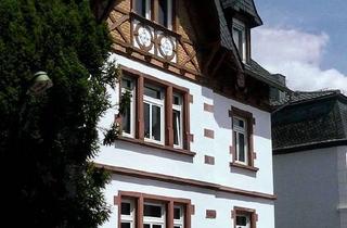 Wohnung kaufen in Brühlstraße 18, 60439 Heddernheim, von privat: 3-Zimmer Maisonette-DG-Wohnung mit Umbaumöglichkeit zu einer 4-Zimmer Wohnung