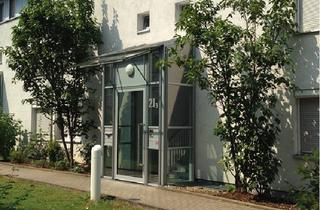 Wohnung mieten in 73728 Esslingen, Schöne 2,5-Zimmer Wohnung mit einer Wohnfläche von ca. 56,20 m² im Erdgeschoss mit Terrasse, Garten