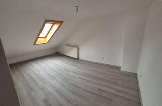 Wohnung mieten in 66128 Saarbrücken, Sanierte 2.5ZKB Dachgeschoss Wohnung in Saarbrücken-Gersweiler zu vermieten