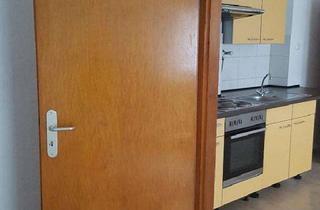 Wohnung mieten in 50825 Ehrenfeld, Ehrenfeld - 1 Zimmerwohnung + Wohnraum mit Küchenzeile, Bad
