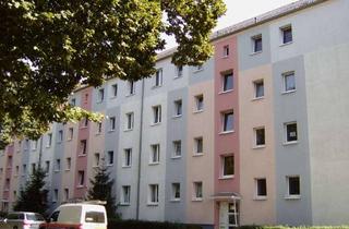 Wohnung mieten in Dr.-Külz-Ring 8a, 04838 Eilenburg, schöne 3-Raum-Wohnung mit Balkon in bester Lage