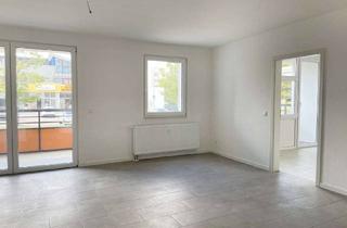 Wohnung mieten in Amsterdamer Str., 06128 Südstadt, Und den Bäcker gleich vor der Tür! Single- Apartment mit offener Küche und 2 Balkonen in Halles Süde