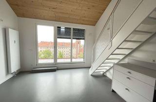 Wohnung mieten in Wisbyer Str. 67, 10439 Pankow, Dachgeschosswohnung mit Galerie und Einbauküche