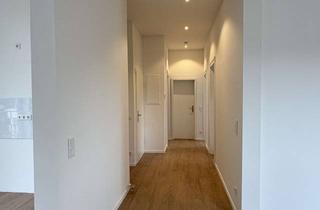 Wohnung mieten in Schlicker Weg 28, 42659 Burg, Kernsanierte 4 Zimmer Altbauwohnung
