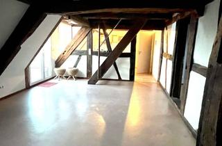 Wohnung mieten in 79206 Breisach, BREISACH-GÜNDLINGEN großzügige 2-Zimmer-Dachgeschosswohnung mit Charme