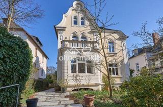 Wohnung mieten in 65191 Wiesbaden, Wunderschöne Altbauwohnung Nähe Kurpark mit 3 Balkonen