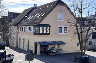 Anlageobjekt in 73207 Plochingen, 73207 Plochingen: Wohn- und Geschäftsareal im Stadtzentrumslage mit 2 WGH, Tiefgarage und Halle.